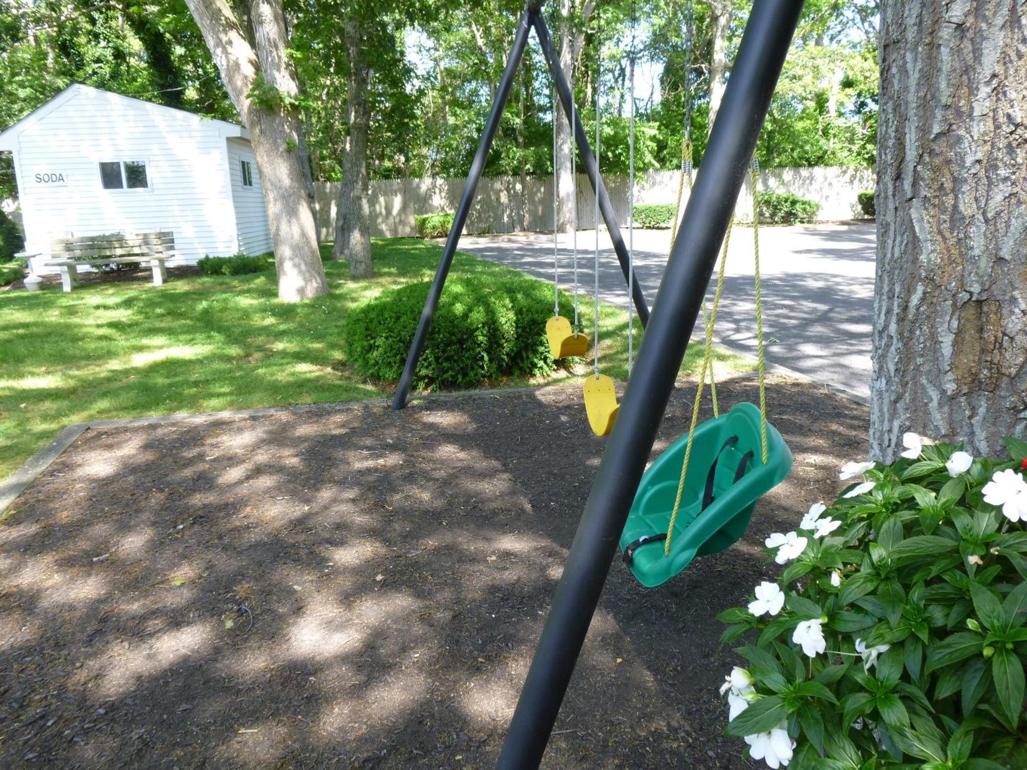 Falmouth Heights Motor Lodge Экстерьер фото