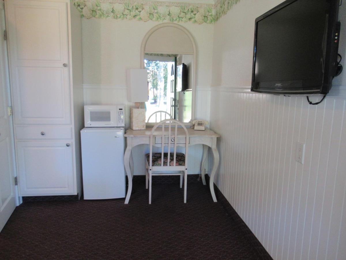 Falmouth Heights Motor Lodge Экстерьер фото